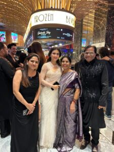 फ़िल्म ‘गुस्ताख़ इश्क़’ के प्रीमियर में चमके शायर अशोक मिज़ाज — शायरी की हुई जमकर तारीफ़